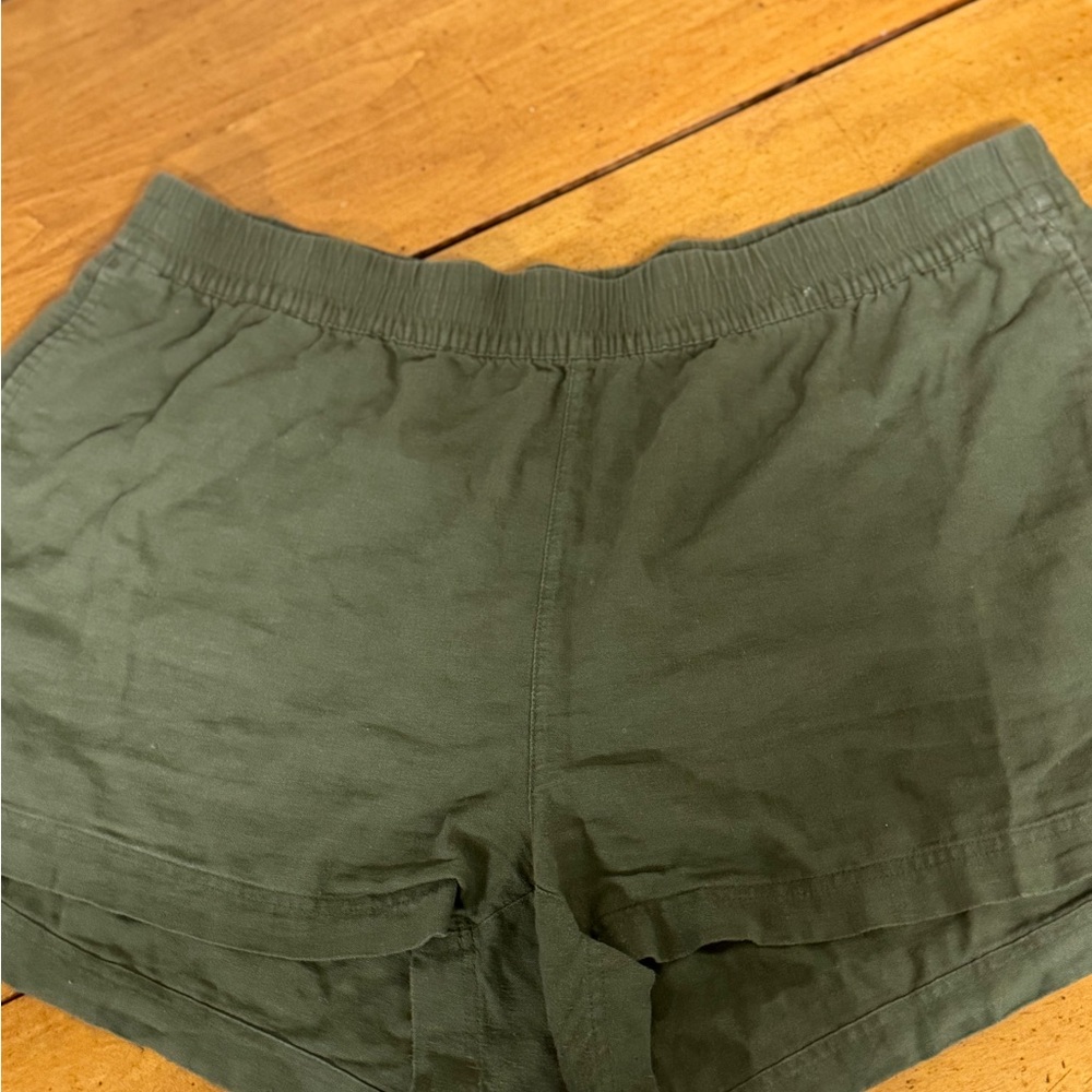 Old Navy Dark Green Women's Linen Shorts